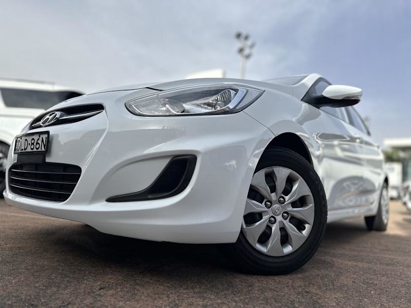 2016 Hyundai Accent RB4 MY16 Active White 6 Speed CVT Auto Sequential Hatchback62933713121666111