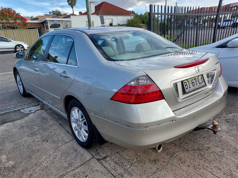 2007 Honda Accord 40 MY06 Upgrade V6 Gold 5 Speed Automatic Sedan62885349909123114