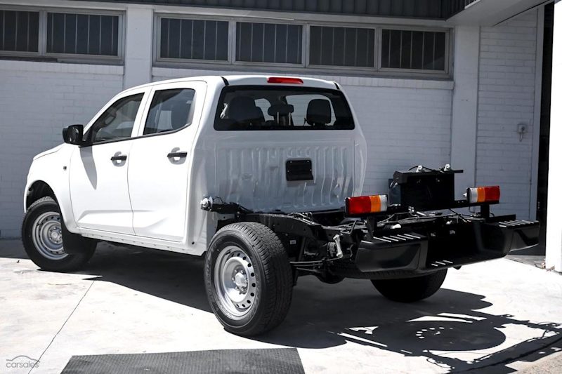 2025 Isuzu D-MAX RG MY24 SX Crew Cab White 6 Speed Sports Automatic Cab Chassis62882767982083113