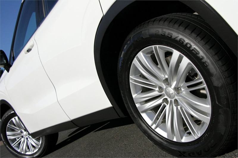 2023 Mitsubishi Outlander ZM MY23 ES 2WD White 8 Speed Constant Variable Wagon62935691316737113