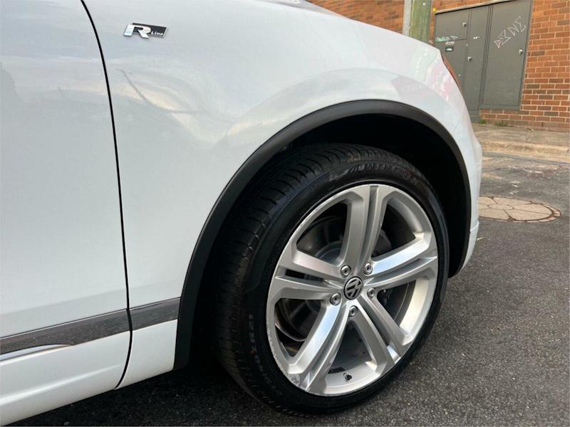2014 Volkswagen Touareg 7P MY14 V8 TDI Tiptronic 4MOTION R-Line White 8 Speed Sports Automatic Wagon62936660796545113