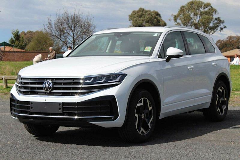 2025 Volkswagen Touareg RC MY25 170TDI Tiptronic 4MOTION Pure White 8 Speed Sports Automatic Wagon62939538059777112