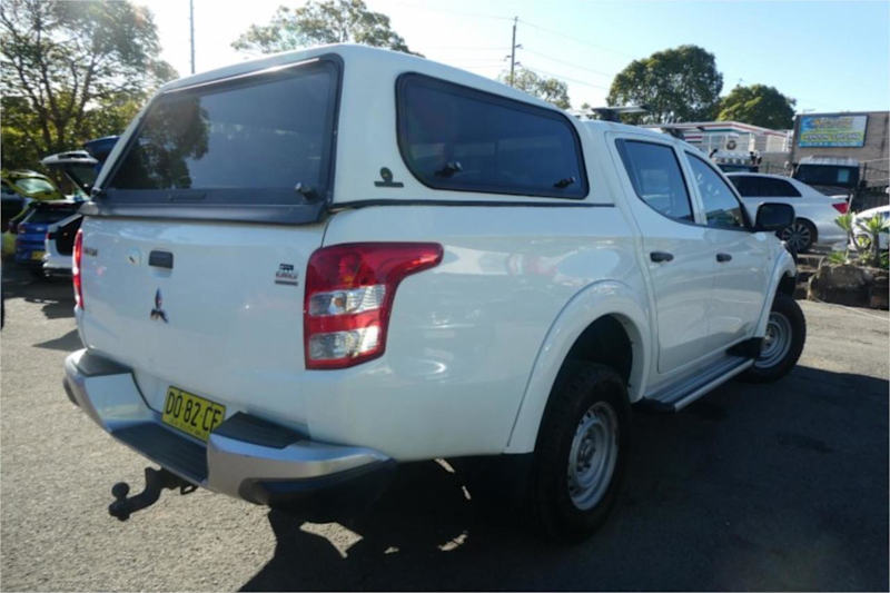 2017 Mitsubishi Triton MQ MY17 GLX White 5 Speed Automatic Dual Cab Utility62882727767426113