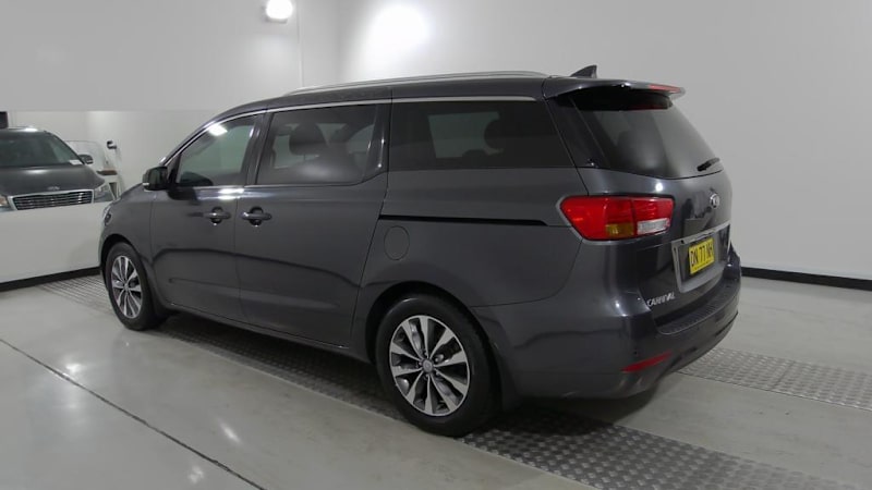 2015 Kia Carnival YP MY15 SLi Graphite 6 Speed Automatic Wagon62934706284290111