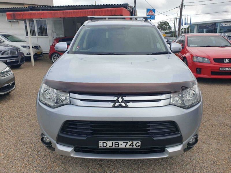 2014 Mitsubishi Outlander ZJ MY14.5 LS (4x2) Silver Continuous Variable Wagon62882767132674111