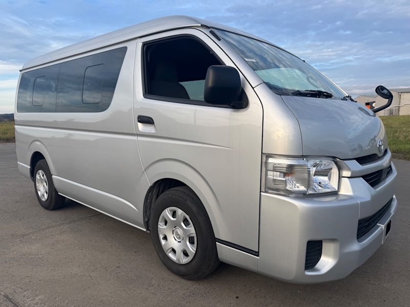 2020 TOYOTA HIACE, WIDE body LWB, 2.7 petrol, 6-speed auto!!62937624293378115