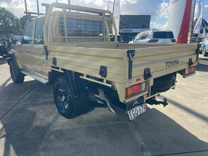 2023 Toyota Landcruiser Gdjl79R GXL Double Cab Gold 6 Speed Automatic Cab Chassis62934696881282113