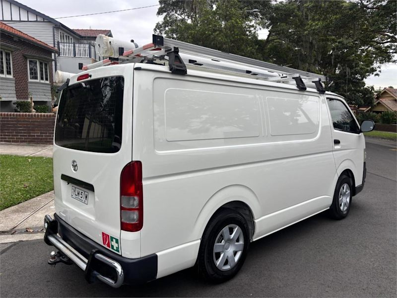 2009 Toyota HiAce White62933705942785114
