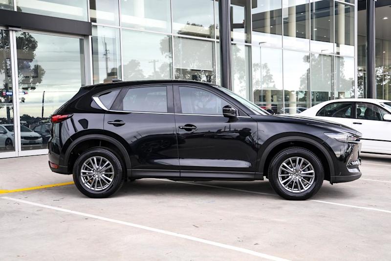 2017 Mazda CX-5 MY17.5 (KF Series 2) Touring (4x4) Black 6 Speed Automatic Wagon62934707641218112