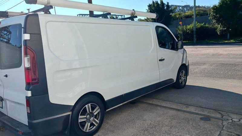 2017 Renault Trafic X82 MY17 LWB White 6 Speed Manual Van62935693353601110