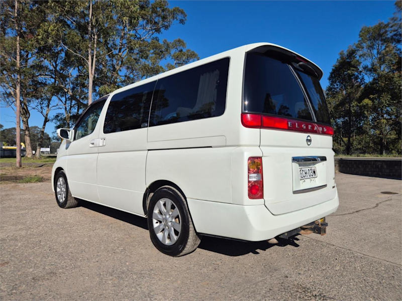 2005 Nissan Elgrand NE51 XL White Automatic Wagon62935690902657112