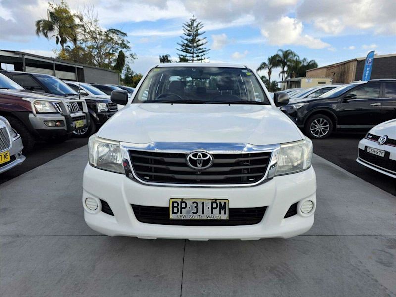 2012 Toyota Hilux GGN15R MY12 SR Double Cab 4x2 White 5 Speed Automatic Utility62935689467778111