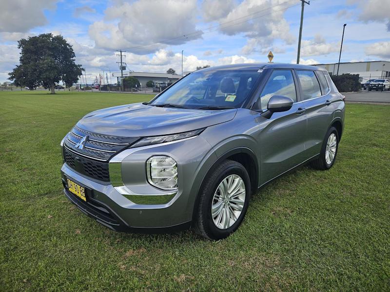 2023 Mitsubishi Outlander ZM MY23 ES 2WD Grey 8 Speed Constant Variable Wagon62935687888387112