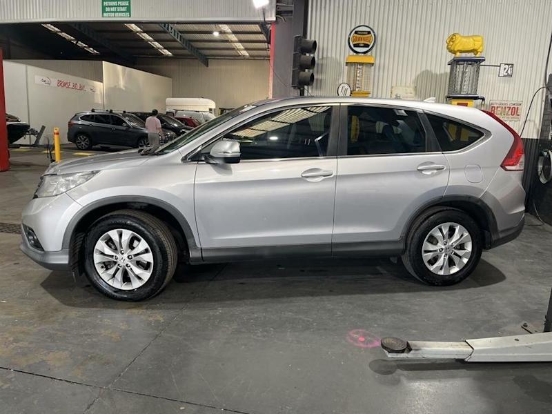 2014 Honda CR-V 30 MY14 DTI-S (4x4) Silver 6 Speed Manual Wagon62935681553154111