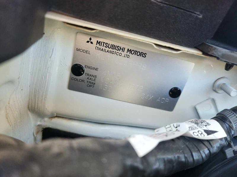2019 Mitsubishi Triton GLX PLUS (4x4)62882734092673113