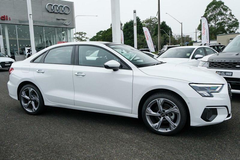 2024 Audi A3 8Y GY MY24 35 TFSI S Tronic White 7 Speed Sports Automatic Dual Clutch Sedan62937626171393112