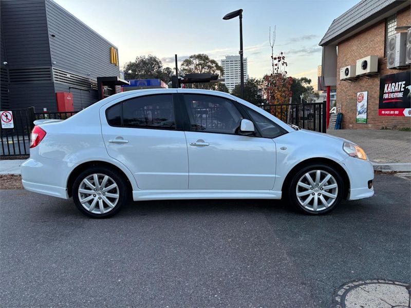 2010 Suzuki SX4 GYC MY10 S White 6 Speed Manual Sedan62936661142274111