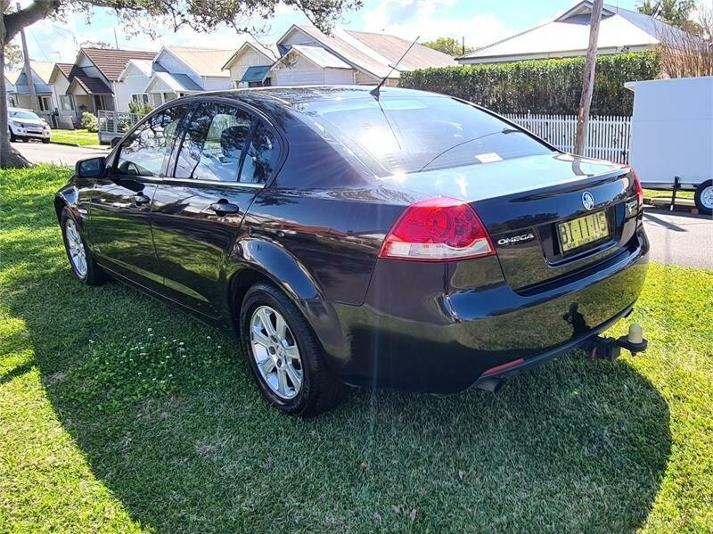 2010 Holden Commodore VE II Omega Black 6 Speed Automatic Sedan62936659593347114