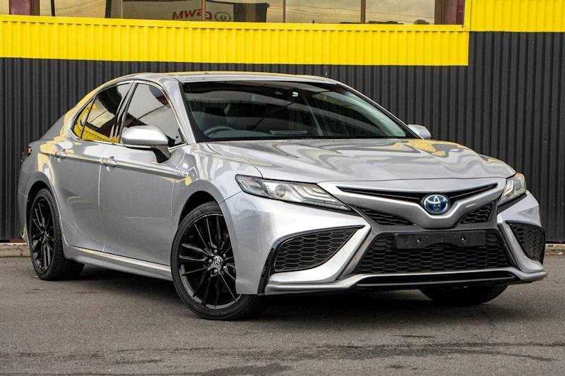 2021 Toyota Camry Axvh70R SX Silver Automatic Selespeed Sedan62882738032770110