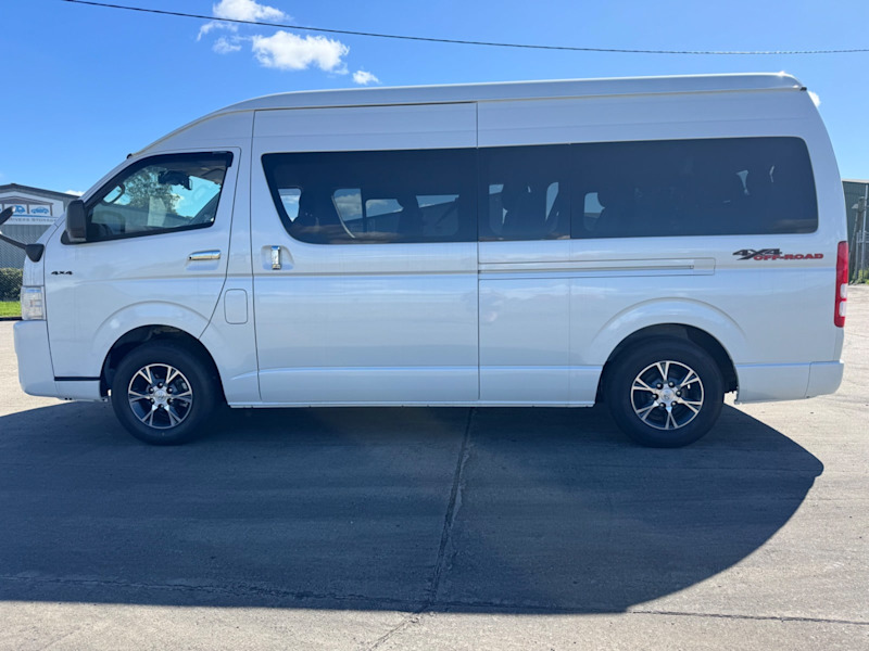 2024 TOYOTA 4WD, 4X4, HIACE Commuter 14 seater SLWB62940490775299113