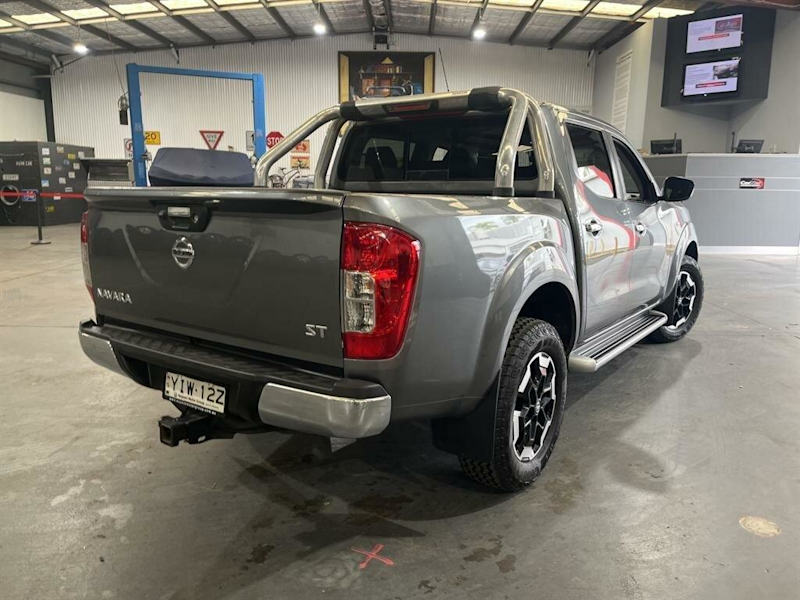 2018 Nissan Navara D23 Series II ST (4x2) Grey 7 Speed Automatic Dual Cab Utility62935690650113114