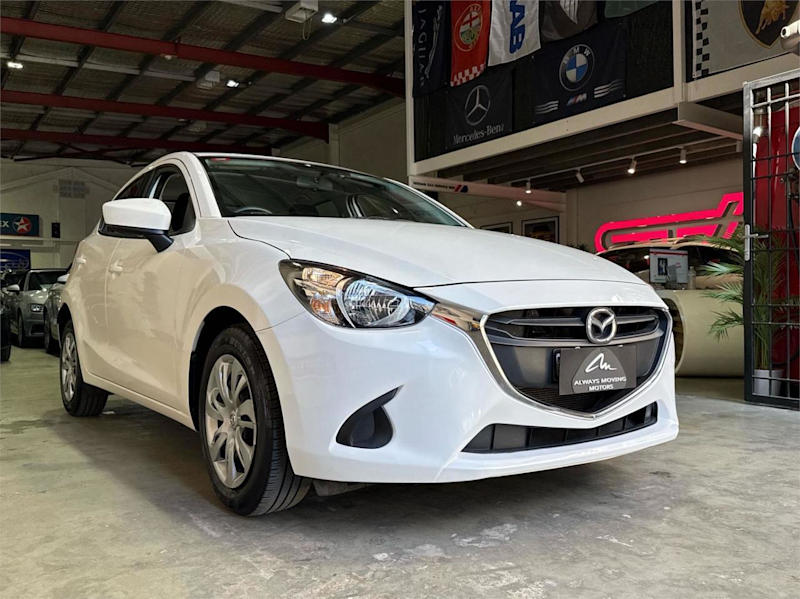 2014 Mazda 2 DJ Neo White 6 Speed Automatic Hatchback62934700946179111