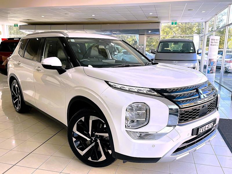 2022 Mitsubishi Outlander ZM MY22 Aspire 7 Seat (2WD) White Continuous Variable Wagon62937625777411110