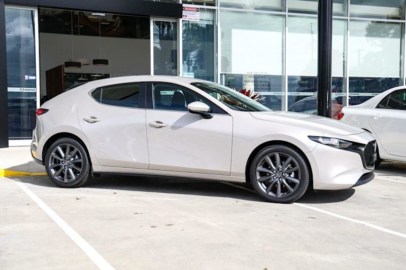 2025 Mazda 3 BP2H7A G20 SKYACTIV-Drive Evolve Platinum Quartz 6 Speed Sports Automatic Hatchback62882770046977112