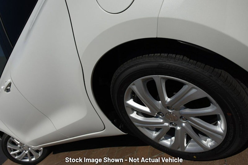 2023 Suzuki Swift AZ Series II GL Navi Plus White Continuous Variable Hatchback62936661475842113