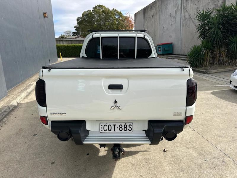 2013 Mitsubishi Triton MN MY13 GLX Double Cab White 4 Speed Sports Automatic Utility62935689860225113