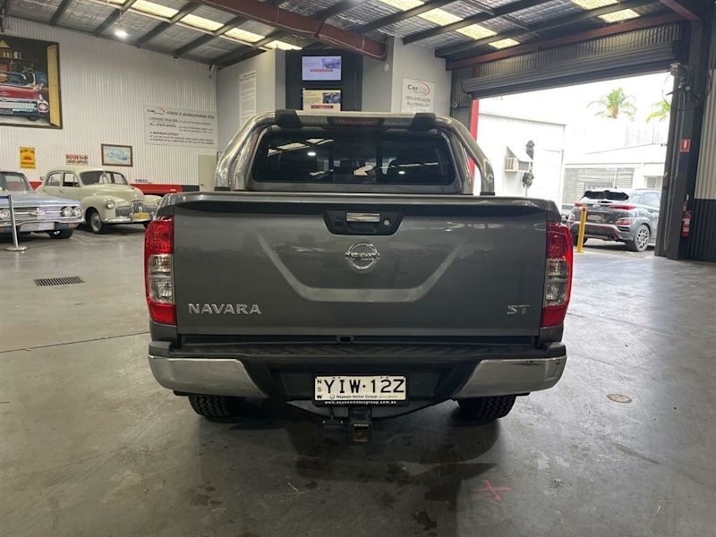 2018 Nissan Navara D23 Series II ST (4x2) Grey 7 Speed Automatic Dual Cab Utility62935690650113113