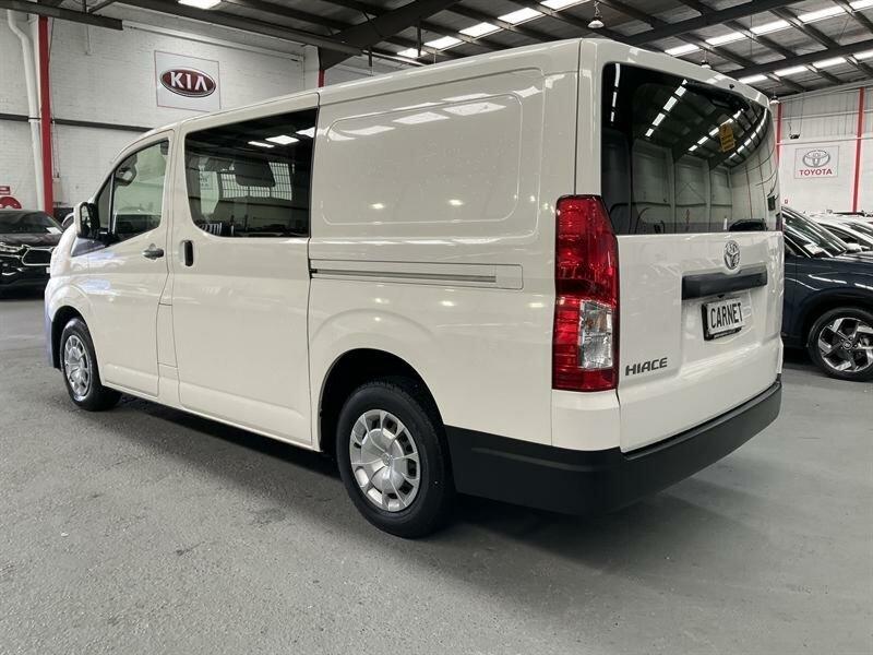 2022 Toyota HiAce GDH300R LWB (4 Door Option) White 6 Speed Auto Sequential Van62934707724034112