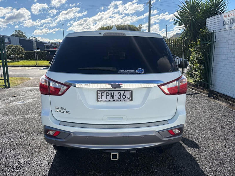 2017 Isuzu MU-X UC MY17 LS-U (4x2) White 6 Speed Auto Sequential Wagon62934696299011113