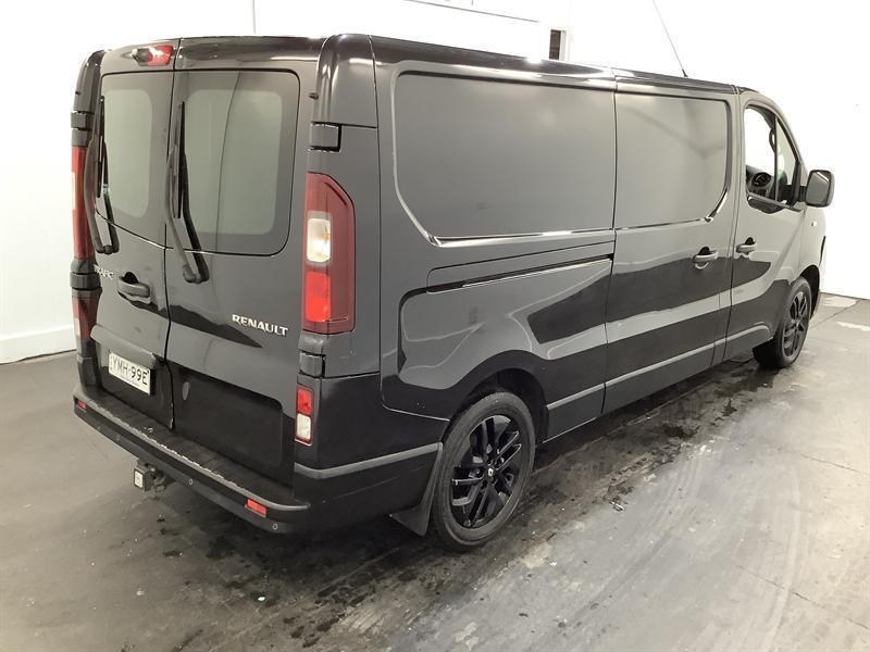 2018 Renault Trafic X82 MY18 Formula Edition LWB Black 6 Speed Manual Van62935686908673113