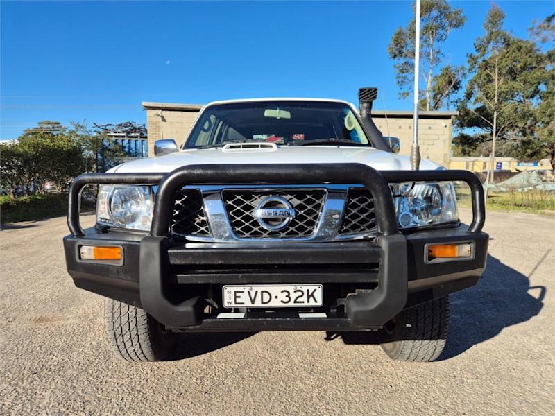 2007 Nissan Patrol GU IV MY06 ST White 5 Speed Manual Wagon62933704923777114