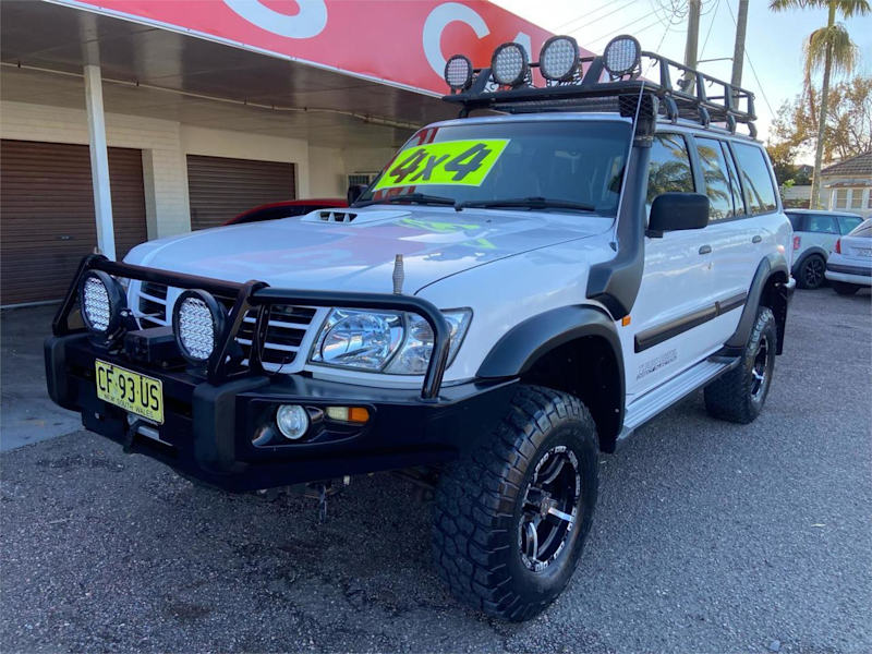 2002 Nissan Patrol GU III ST (4x4) White 5 Speed Manual Wagon62932714174850113