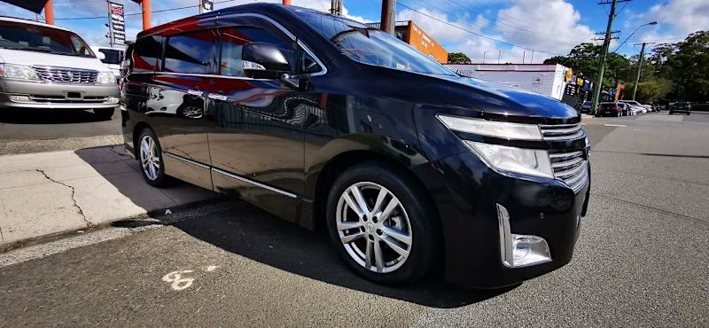 2010 Nissan Elgrand PE52 Highway Star Black Constant Variable People Mover62882725924482110