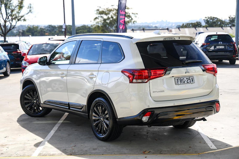 2020 Mitsubishi Outlander ZL MY20 Black Edition 2WD White 6 Speed Constant Variable Wagon62882768212097111