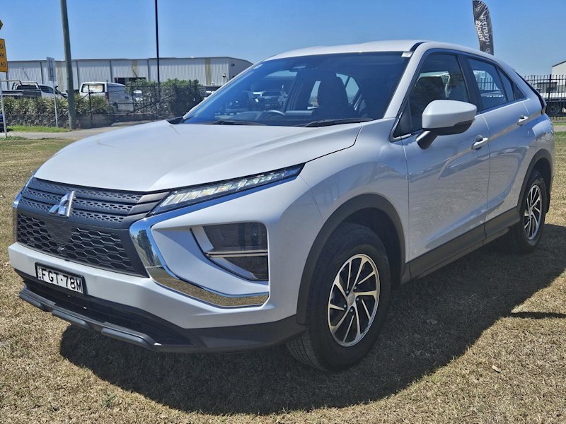2023 Mitsubishi Eclipse Cross YB MY24 ES 2WD White 8 Speed Constant Variable Wagon62934696043522112