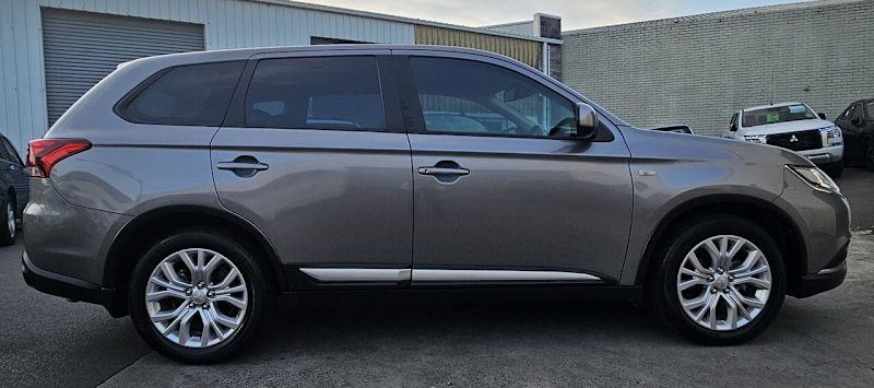 2021 Mitsubishi Outlander ZL MY21 ES 2WD Grey 6 Speed Constant Variable Wagon62934705866755114