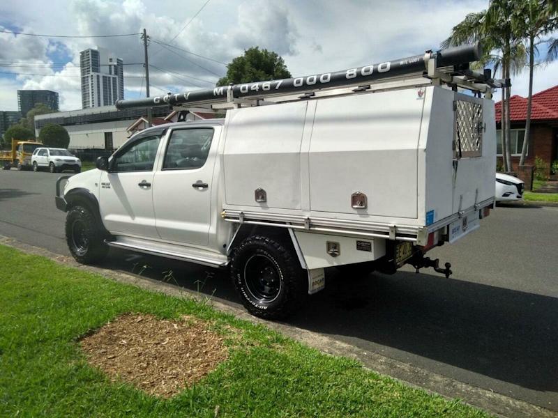 2009 Toyota Hilux KUN26R MY09 SR White 5 Speed Manual Cab Chassis62937626232066113