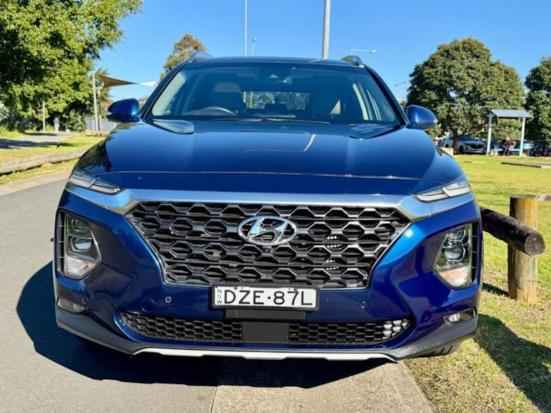 2018 Hyundai Santa Fe Blue Automatic Wagon62936663925123111