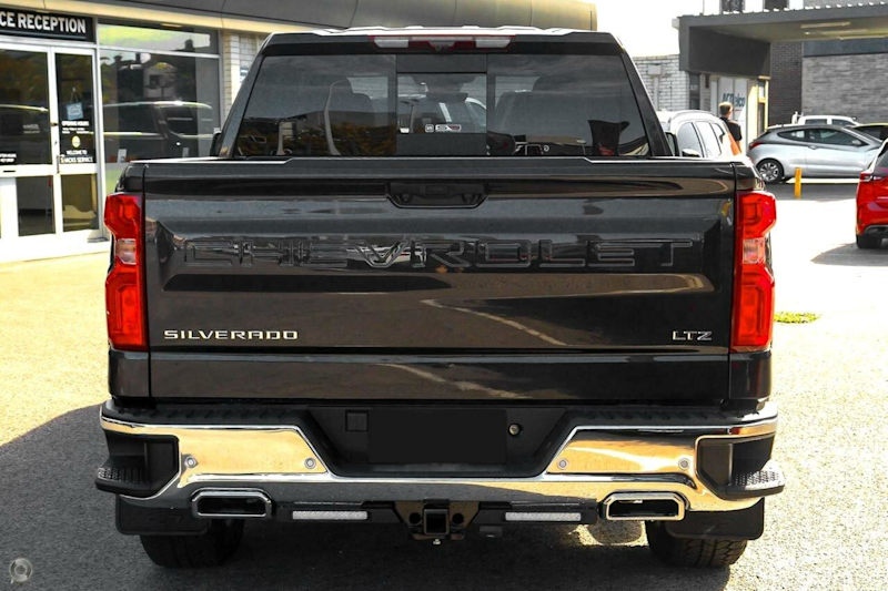 SILVERADO 1500 LTZ PREMIUM TECH PACK 6.2L V8 10Spd62933713721985112
