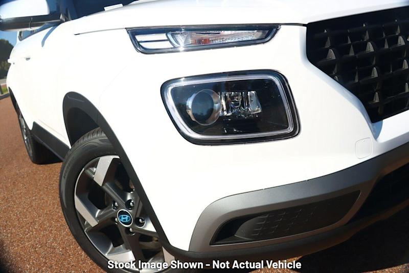 2025 Hyundai Venue QX.V5 MY25 Active Atlas White 6 Speed Automatic Wagon62935693314177111