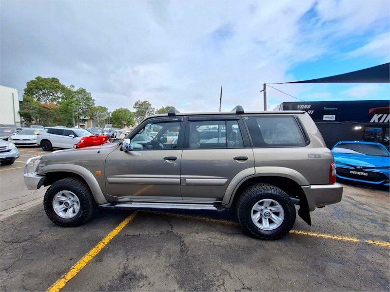 2003 Nissan Patrol GU III MY2003 ST-L Bronze 5 Speed Manual Wagon62934707041283113