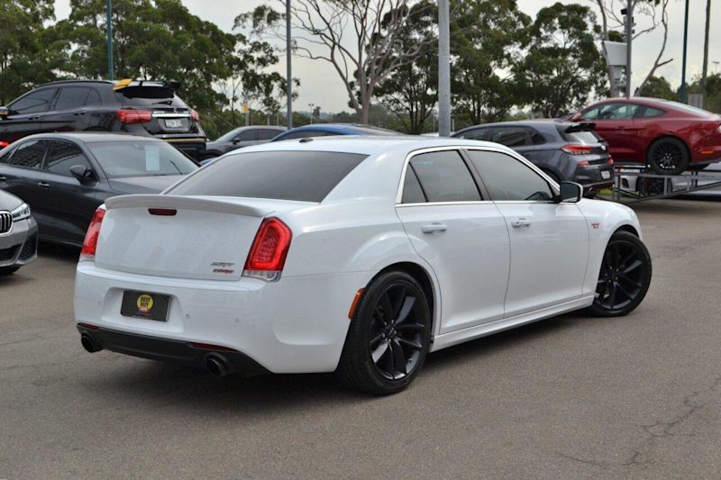 2021 Chrysler 300 LX SRT Core Sedan 4dr Spts Auto 8sp 6.4i [MY21] White Sports Automatic Sedan62934699099009111