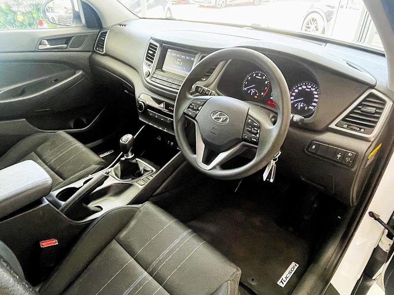 2016 Hyundai Tucson TL Upgrade Active (FWD) White 6 Speed Manual Wagon62933711658499111