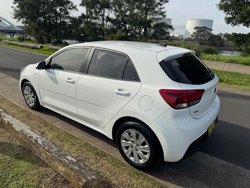 2020 Kia Rio YB PE MY21 S White 6 Speed Automatic Hatchback62882734111746113
