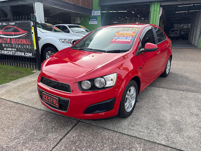 2015 Holden Barina TM MY15 CD Red 6 Speed Automatic Sedan62935687227137111