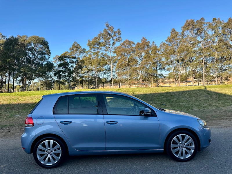 2010 VW Golf 118 TSi Comfortline 1k MY11 Turbo MPFi DSG Automatic Hatchback Low Kms Log Books62934707178754113